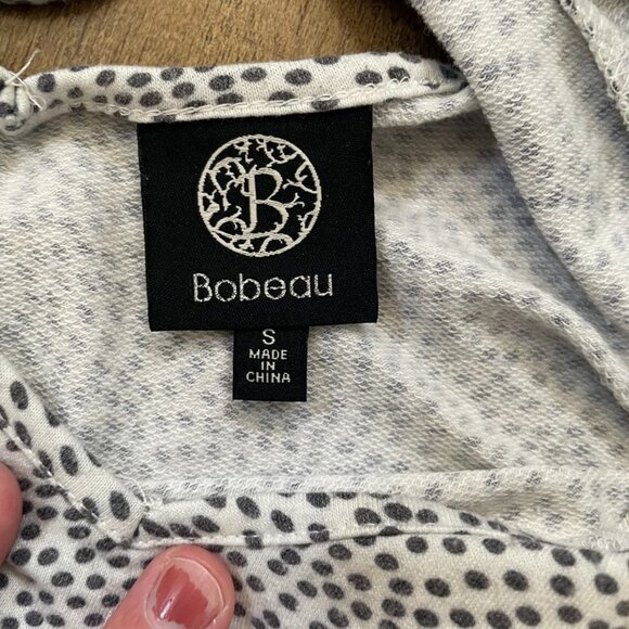 Bobeau Gray Dot Print Short Sleeve Tie Back Top Size Small Soft Stretch - Picture 3 of 7